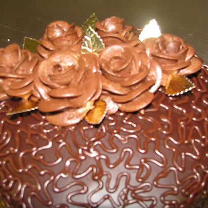 Chocolate rose cake