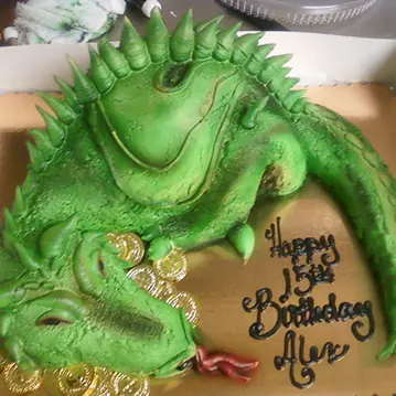 A green dragon cake